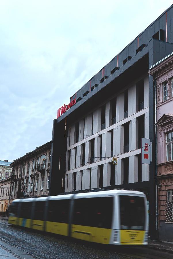 Ibis Lviv Center Hotel Exterior foto